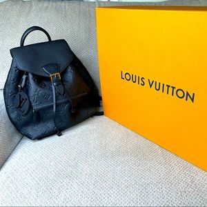 Louis Vuitton MONTSOURIS BACKPACK almost new wore 5 times
